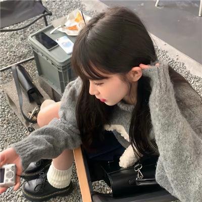 群莺乱飞